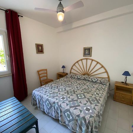 Magi - Appartamenti Maga Circe Ponza Exteriör bild