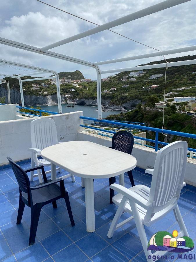 Magi - Appartamenti Maga Circe Ponza Exteriör bild