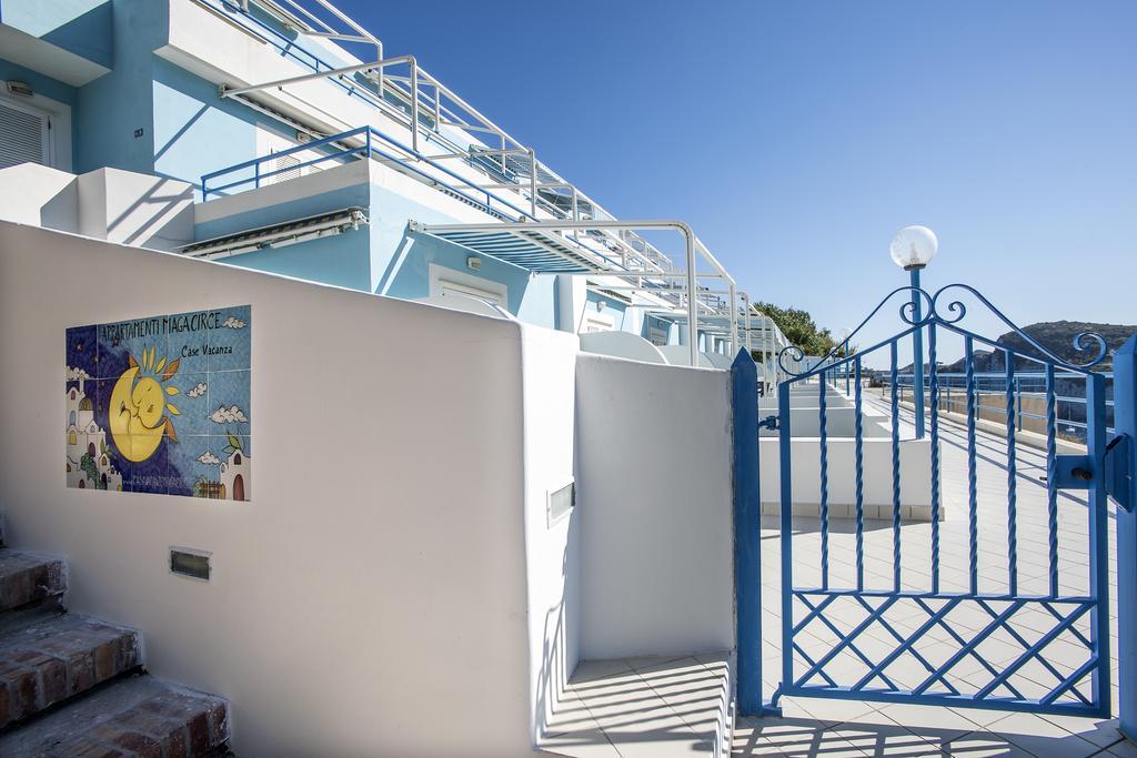 Magi - Appartamenti Maga Circe Ponza Exteriör bild